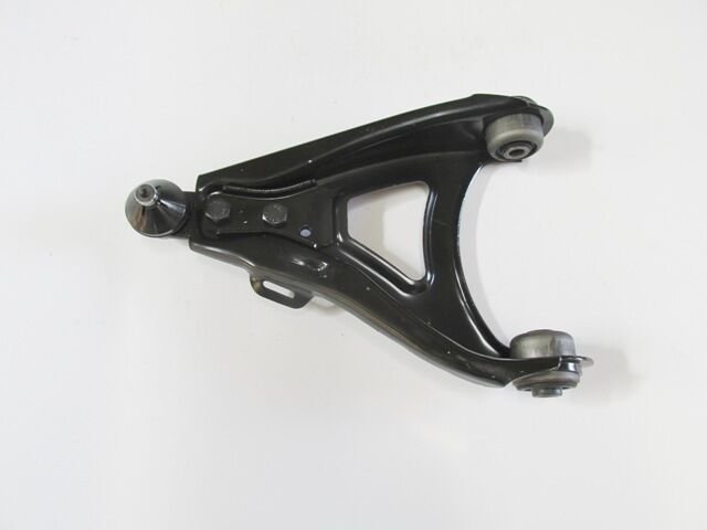 Renault R19- Europa- 88/91; Ön Alt Tabla Sol Rotilli/burçlu (salıncak) (1.9 Td) (sh) - 7700430765