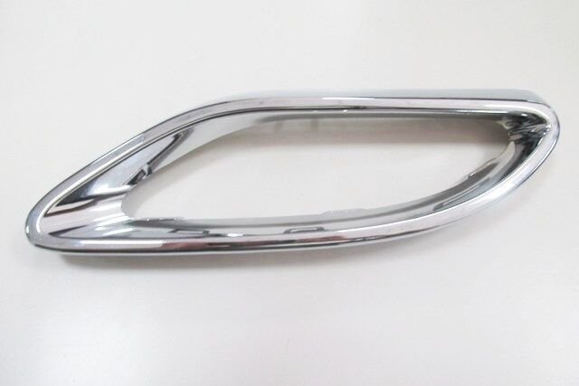 Mercedes C Class- W205- 14/20; Egzost Çıkış Uc Nikelajı Sağ - A2058852321