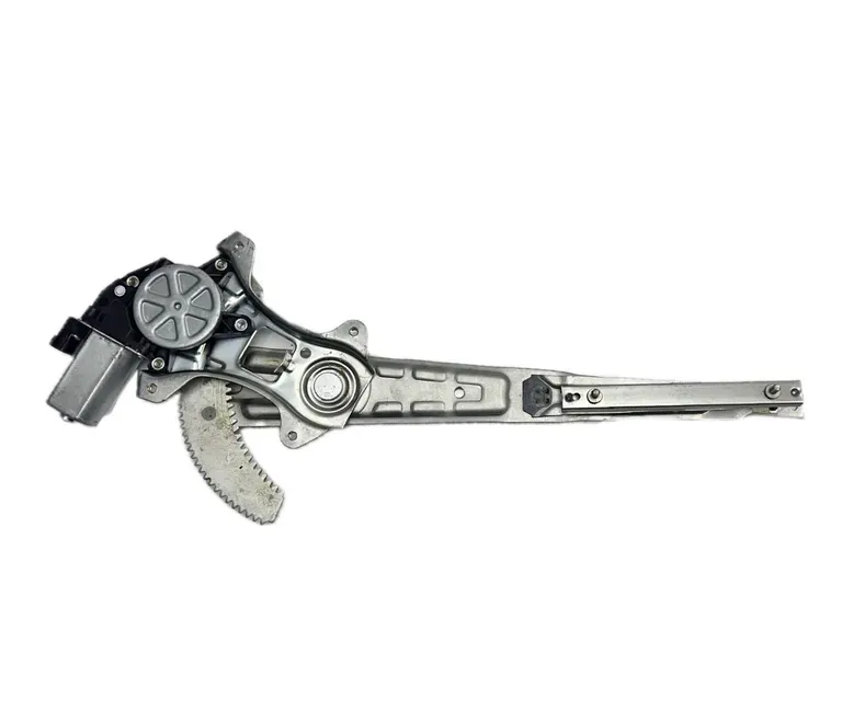 Isuzu Kriko Cam D-max 04-12 Ön Sol (Motorlu)