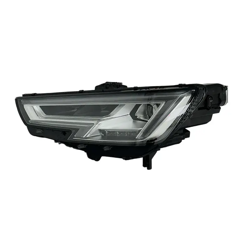 Audı Far A4 16-19 Sol (Kare Mercek/Beyinler Üstünde)