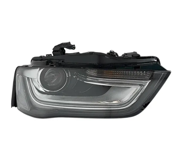 Audı Far A4 12-15 Sağ (Zenon/Beyinler Üstünde)