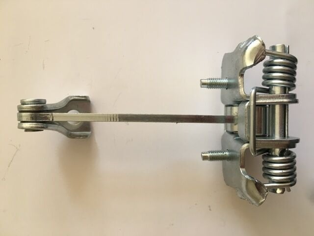 Dacıa Sandero- 13/20; Ön/arka Kapı Durdurucusu Sağ/sol Aynı (adet)(kapı Gergisi) - 804302559R