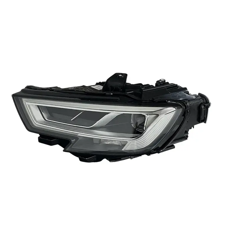 Audı Far A3 16-19  Sol (Matrix/Beyinler Üstünde)