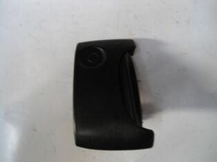 8200042082 - RENAULT KANGOO- 98/03; ORTA KAPI DIŞ AÇMA KOLU SAĞ ANAHTAR DELİKSİZ SİYAH (HUSHAN)