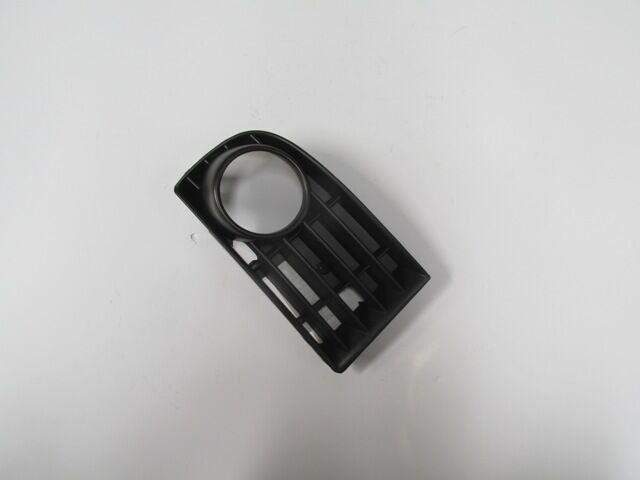 Volkswagen Golf- 5- 04/09; Sis Lamba Kapağı Sağ Siyah (sis Delikli) (pütürlü Tip) (tw) - 1K0853666B9B9