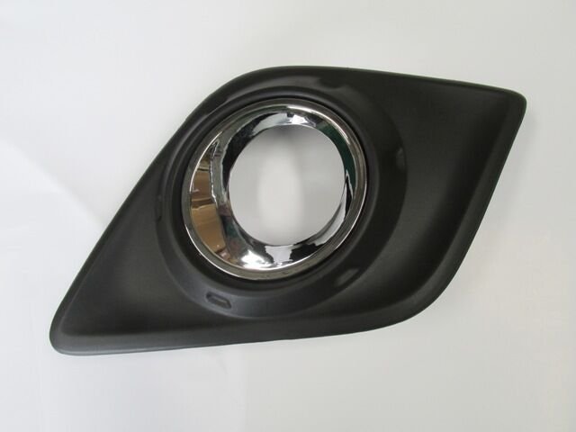 52128-0K170 - Toyota Hılux- Pıck Up- 15/19; Sis Lamba Kapağı Sol Sis Delikli (Sis Yuvası Nikelajlı) (Casp)