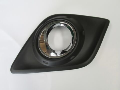 52128-0K170 - Toyota Hılux- Pıck Up- 15/19; Sis Lamba Kapağı Sol Sis Delikli (Sis Yuvası Nikelajlı) (Casp)