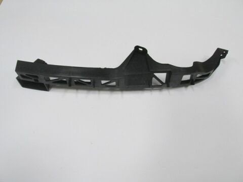 Mazda 3- Sd- 03/06; Ön Tampon Braketi İç Sağ (far Altına Bağlanan) (tyg) - BN8V-50-151B