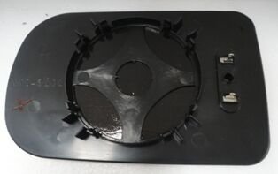 51168119710 - Bmw 5 Serı- E39- 96/00; Ayna Camı Sol Isıtmalı (Famella)