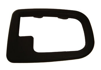 51228219024 - Bmw 3 Serı- E36- Sd/Coupe- 91/98; Ön/Arka Kapı İç Açma Kolu Çerçevesi Sağ
