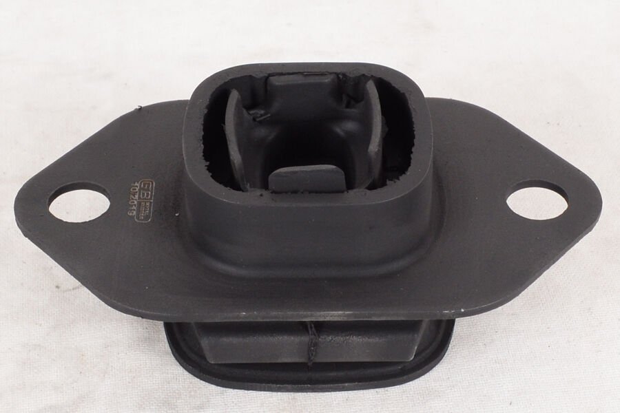 ŞANZIMAN TAKOZU SOL ÜST TRAFIC III 15 MEGANE IV 15 KANGOO III 21 CLIO V 20 AUSTRAL 22 CAPTUR II 20 X-TRAIL III 14 QASHQAI III J12 21 QASHQAI II J11 13 JUKE 10 1.2TCe 1.3TCe 1.5dCi 1.6 E-TECH 1.6