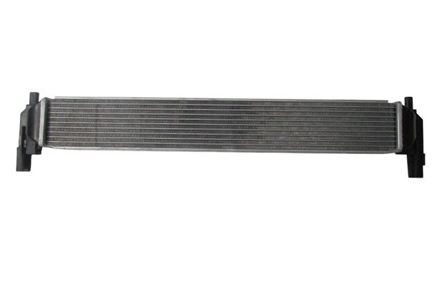 6R0145805E - (Yeni Ürün!!!)Skoda Fabıa- 07/15; Turbo Soğutma Radyatörü 1,2/1.4 Tsı/1.4 Tdı (İntercooler) (Braz)(645X86X56) Oris