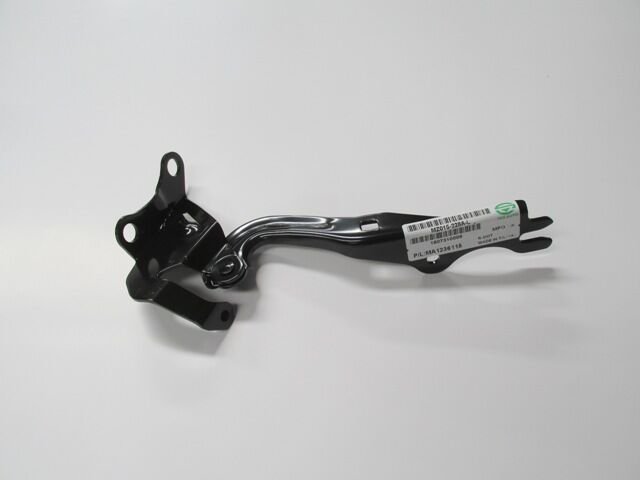 B32H-52-420A - Mazda 3- Sd/Hb- 03/06; Kaput Menteşesi Sol (Tw)