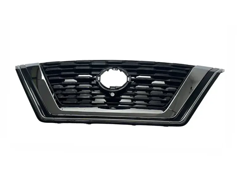 Nıssan Panjur X-trail 21-25 Ön (Kamera Delikli)