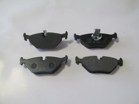 34211163395 - Bmw 5 Serı- E39- 96/00; Arka Fren Balatası (Kablosuz)(Disk) (121,9X45X16,5/123,1X45X16,5)(Bramax)