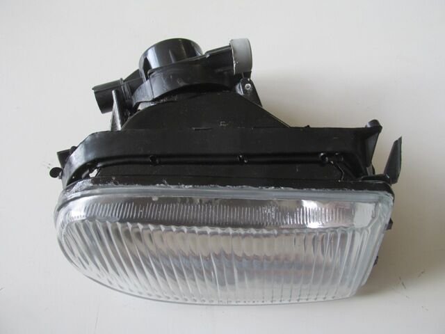 7701040680 - Renault Clıo- 1- Hb- 96/98; Sis Lambası Sol Oval Tip (H1) (Famella)