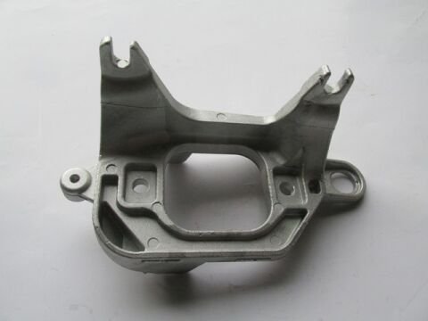 112221641R - Renault Talısman- 16/20; Motor Takozu Bağlantı Braketi (Alüminyum)