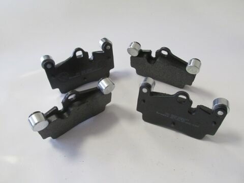 7L0698451G - Volkswagen Touareg- 07/09; Arka Fren Balatası 3,6/4,2/5,0/6,0(Kablosuz)(Disk)(112X73X16) (Bramax)