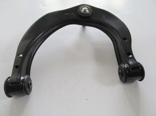 2H0407022B - Volkswagen Amarok- 11/16; Ön Üst Tabla Sağ Burçlu/Rotilli (Sh)