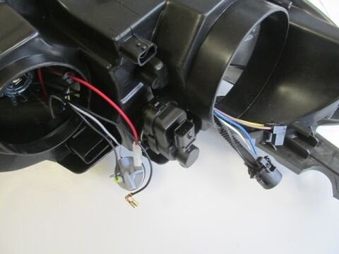9675139080 - Peugeot 301- 13/16; Far Lambası Sol Elektrikli/Motorlu) (H7/H1) (Ayfar)