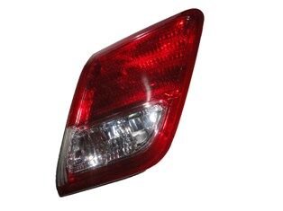 81580-06120 - Toyota Camry- 06/09; İç Stop Lambası Sağ Kırmızı/Beyaz (Famella)