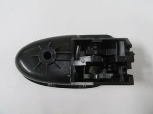 Toyota Yarıs- 06/11; Ön/arka Kapı İç Açma Kolu Sol Siyah (tyg) - 69206-52110-B1