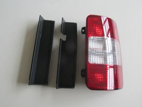 2K0945096N - Volkswagen Caddy- 04/10; Stop Lambası Sağ Kırmızı/Beyaz (Bagaj Kapağı Yukarı/Yana Açılır Tip) (Mars)