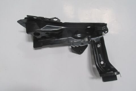 Bjs7-53-140 - Mazda 3- Sd/Hb- 14/16; Ön Panel Üst Parça Sağ (Tw)