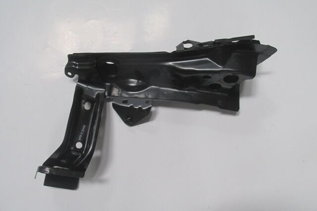 Bjs7-54-140 - Mazda 3- Sd/Hb- 14/16; Ön Panel Üst Parça Sol (Tw)