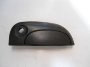 8200107367 - RENAULT KANGOO- 2- CLASSIC- 03/12; ÖN KAPI DIŞ AÇMA KOLU SOL SİYAH ANAHTAR DELİKLİ (HUSHAN)