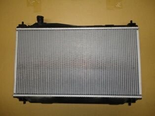 Honda Cıvıc- Sd- 02/04; Su Radyatörü 1.4/1.6/1.7 İ (brazing) (350x660x16) (manuel) Alüminyum (oris) - 19010PMMA01