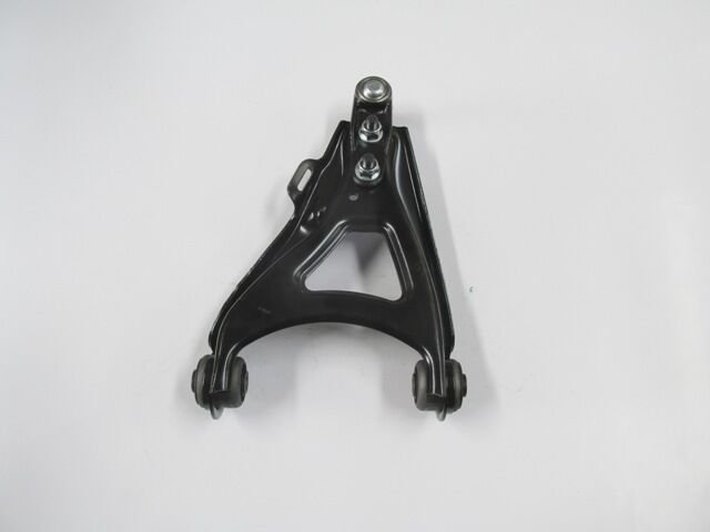 Renault R19- Europa- 92/01; Ön Alt Tabla Sağ Rotilli/burçlu (salıncak) (1.9 Td) (sh) - 7700430766