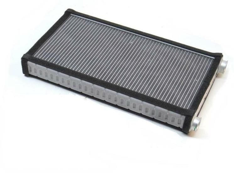 Kalorifer Radyatörü Audı A6 4G2 10 A7 4Ga 10 A8 4H2 09 2.0Tfsı 3.0Tdı Borusuz Kelepçeli 134X279X26