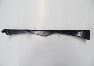 51137043409 - Bmw 3 Serı- E46- Sd- 02/05; Far Alt Çıtası Sol Fıskiye Deliksiz (Tw)