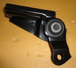 Toyota Yarıs- 06/11; Motor Takozu Sağ 1,5cc (tenacıty) - 12364-21020