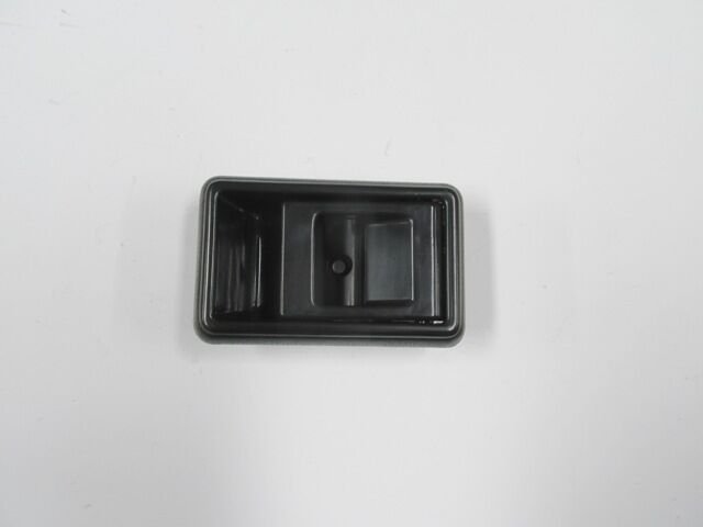 69205-10040 - Toyota Hılux- Pıck Up Ln85- 89/97; Ön/Arka Kapı İç Açma Kolu Sağ Siyah (Tyg)