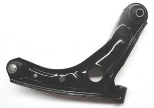 3520.Q2 - Peugeot 107- 06/14; Ön Alt Tabla Sol Rotilli/Burçlu (Salıncak) (Sh)
