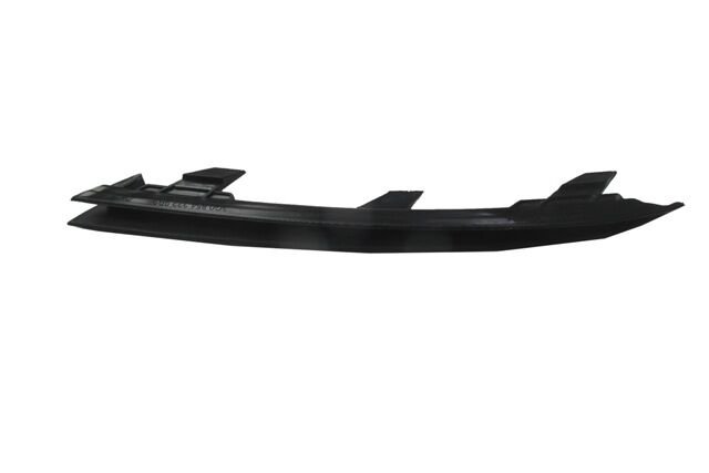 Volkswagen Passat- B8- 19/22; Ön Tampon Panjuru Yan Çıtası Sol Siyah - 3G08543219B9