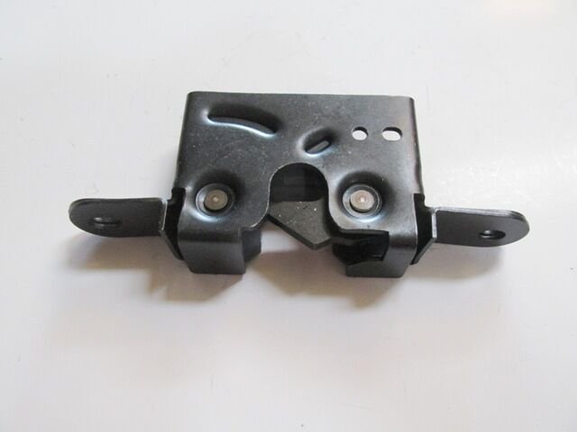 656013497R - Renault Megane- 3- Hb- 14/15; Kaput Kilidi