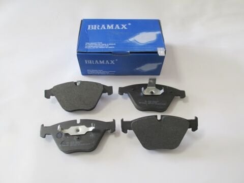 34116753668 - Bmw 7 Serı- E65- 02/05; Ön Fren Balatası (Kablosuz) (Disk) (155,2X68,5X19)(Bramax)