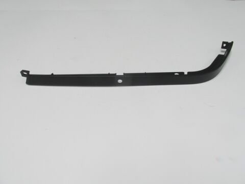 2028260777 - Mercedes C Class- W202- 97/99; Far Alt Çıtası Sol (Far Yıkama Delikli) Siyah (Tyg)