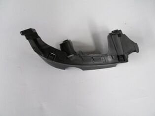 1608729480 - Peugeot 301- 17/21; Stop Lambası Alt Bağlantı Braketi Sol (Plastik)