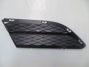 51117138417 - Bmw 3 Serı- E90- 09/11; Ön Tampon Panjuru Sol Siyah (Tw)