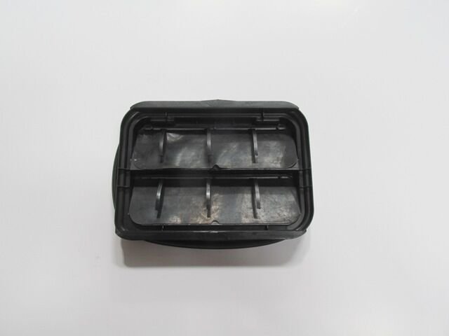 7700838358 - Renault Megane- 1- 99/02; Bagaj Havalandırma Plastiği
