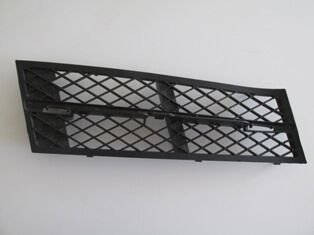 Bmw 5 Serı- F10- 10/13; Ön Tampon Panjuru Sağ Siyah (tw) - 51117200698