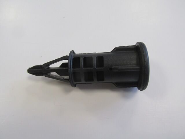 Renault Fluence- 09/16; Arka Tampon Bagaj Kilit Klipsi - 8200401454