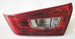 Mıtsubıshı Asx- 11/16; İç Stop Lambası Sağ Kırmızı/beyaz (famella) - 8336A088