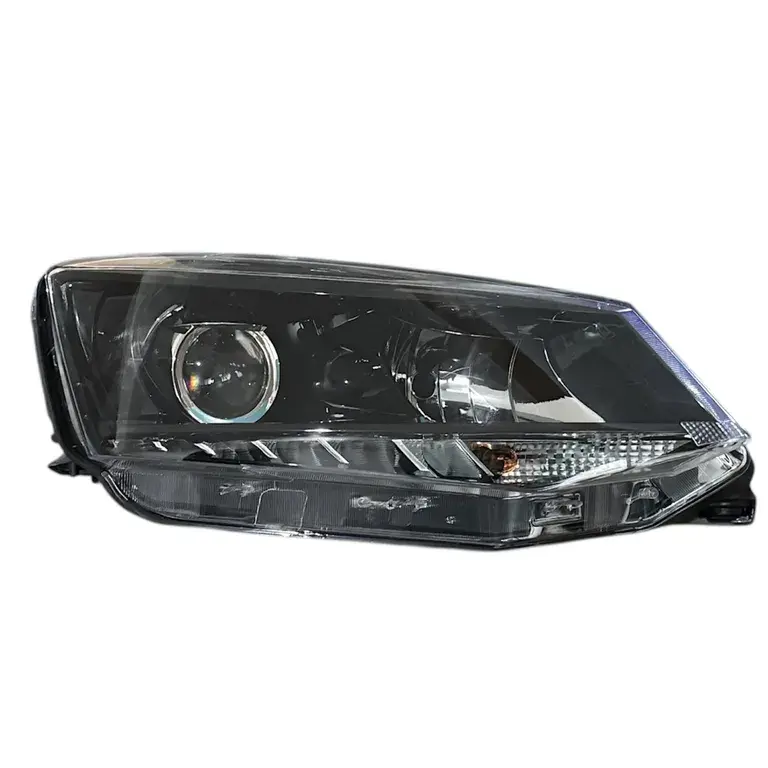 Skoda Far Fabia 14-17 Sağ (Mercekli/İçi Siyah)