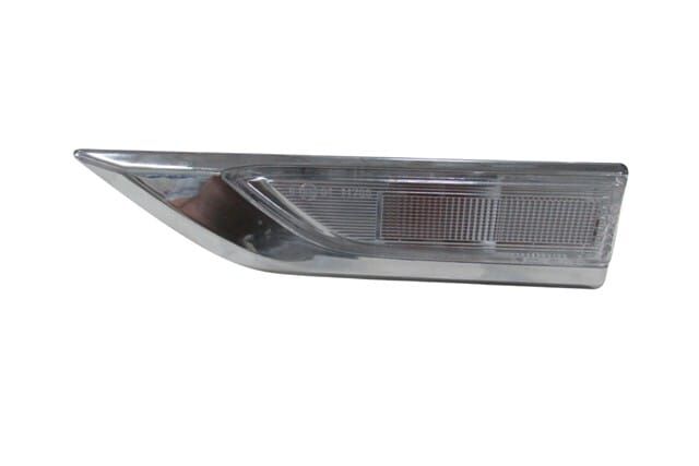 Volkswagen Caddy- 15/18; Çamurluk Sinyali Sol Beyaz (nikelaj Çerçeveli) (duylu/ampüllü) - 2K5949101A