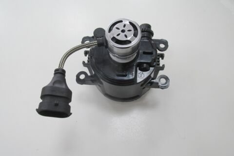 8200074008 - Dacıa Duster- 10/17; Sis Lambası Sağ/Sol Aynı (Adet) Led Ampüllü